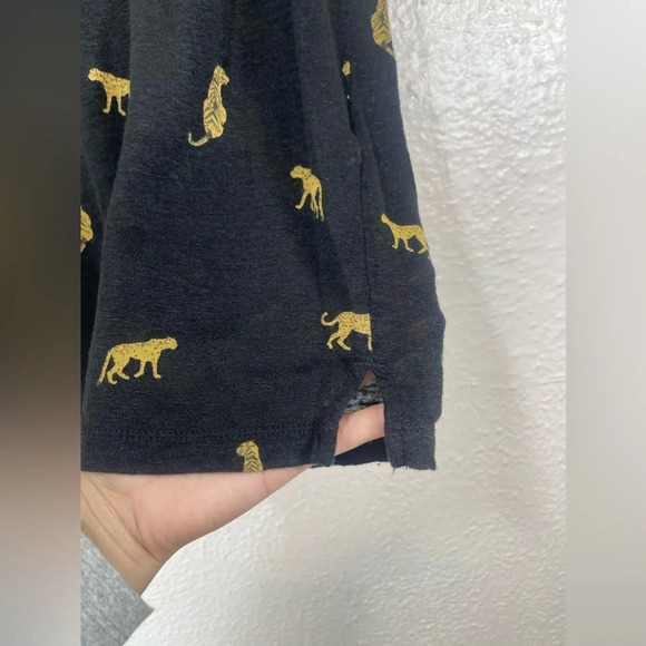 Rails Davie Black Wild Cats Linen Blend Sheer Tee Shirt Women’s Small Casual - Picture 6 of 14